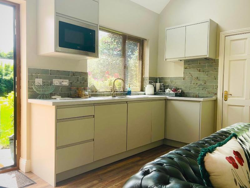 Apartment image 3