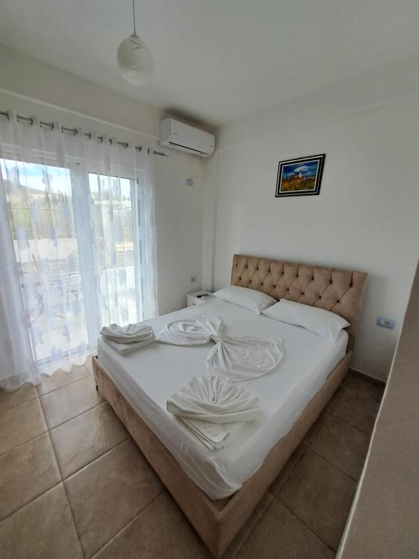 Elton Tafa guesthouse - image 7