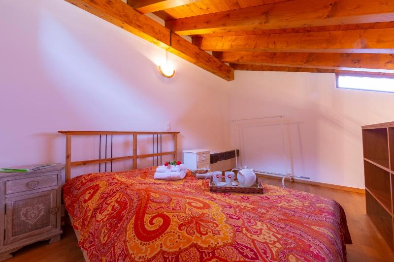 Casa Gialla Lake Lugano Townhouse for 5 - Happy Rentals - image 10