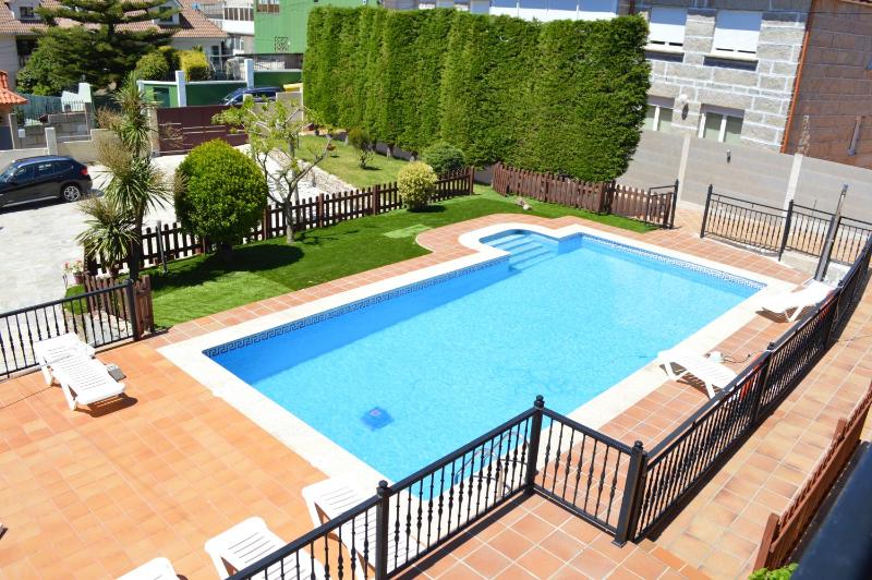 Apartamentos Sinás Playa - image 36