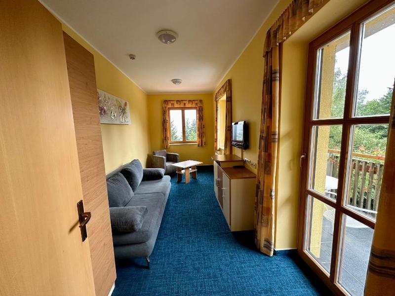 Apartment (3 Adults + 1 Child) image 4