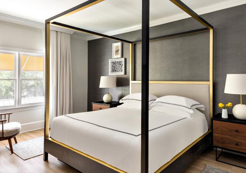 King Room image 2