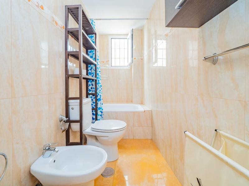Cubo's Cuartelejo Malaga Apartment - image 9