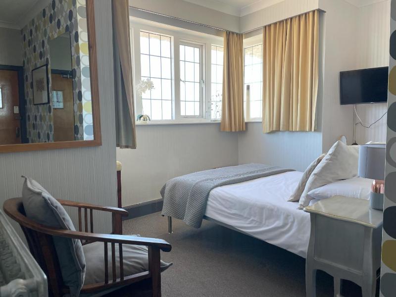 Double Room with Sea View image 3