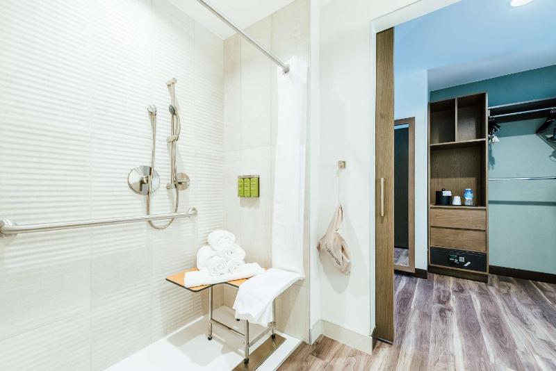 Hilton Garden Inn Denver-Union Station - image 8