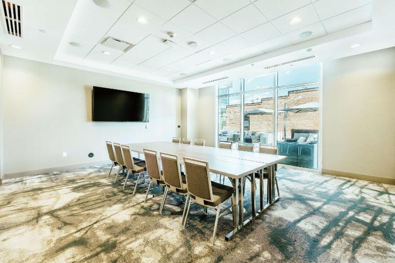 Hilton Garden Inn Denver-Union Station - image 19