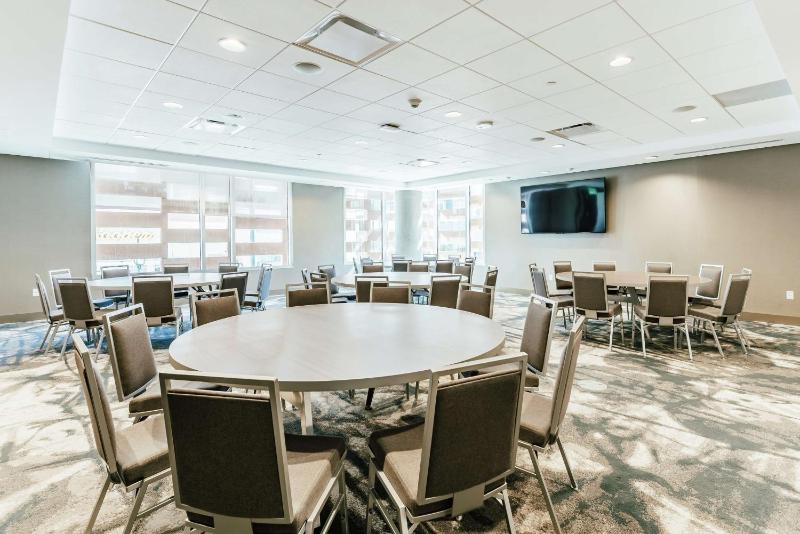 Hilton Garden Inn Denver-Union Station - image 36