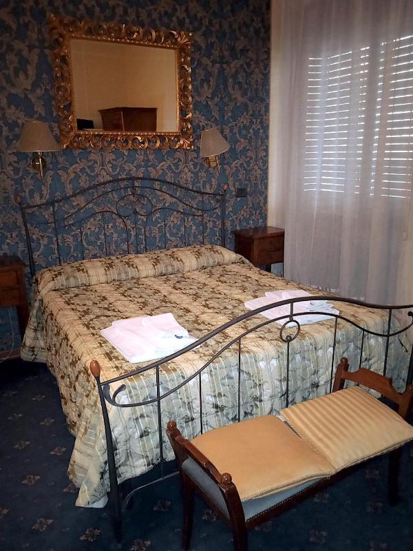 Quadruple Room image 4