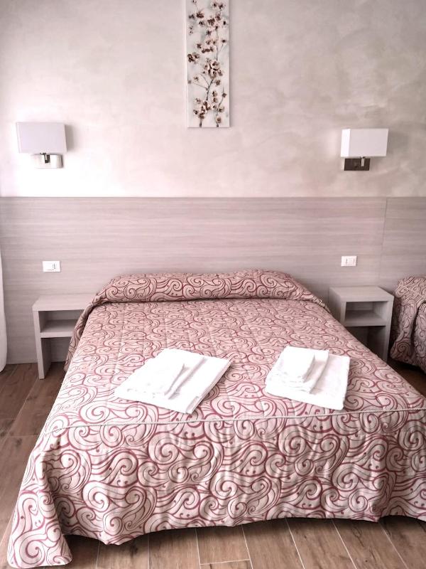 Superior Double or Twin Room image 3