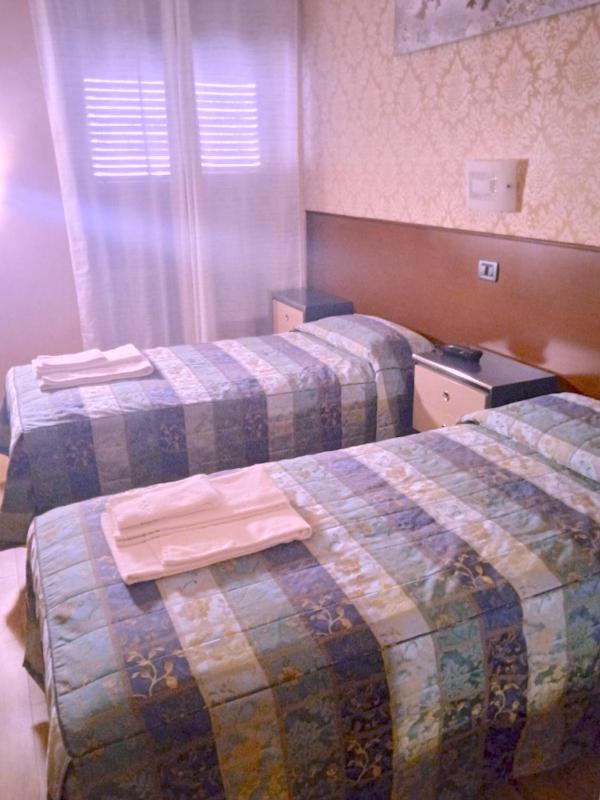Superior Double or Twin Room image 2
