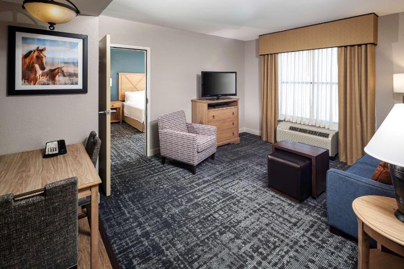 Two-Bedroom Suite - Non-Smoking image 2