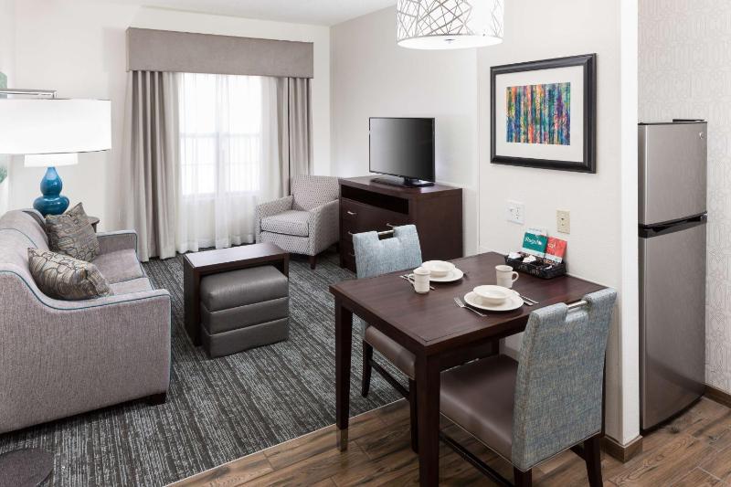 One-Bedroom King Suite - Non-Smoking image 3