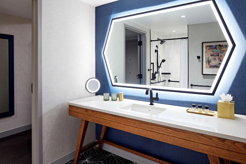 Senna House Scottsdale Curio Collection by Hilton - image 38