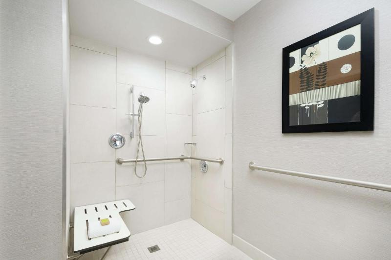 DoubleTree By Hilton Colorado Springs - image 7