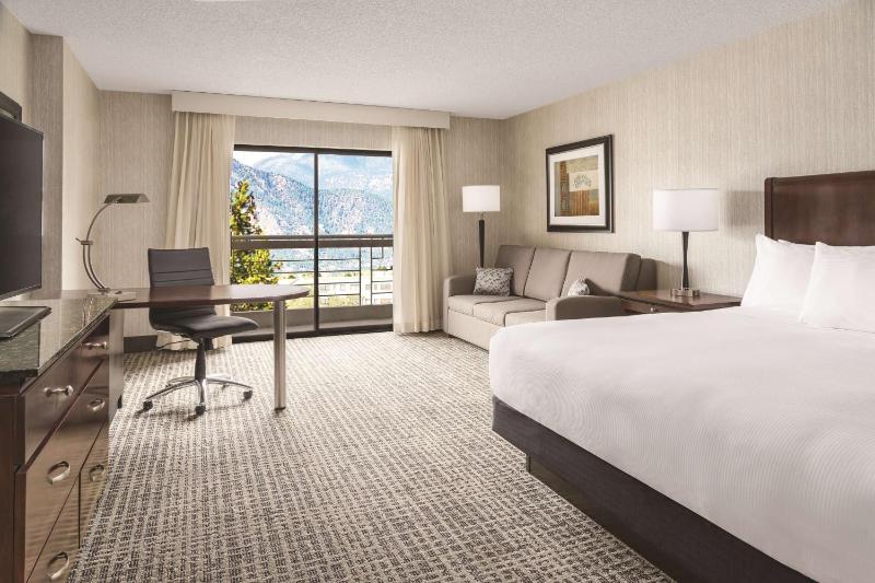 DoubleTree By Hilton Colorado Springs - image 36