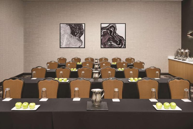 DoubleTree By Hilton Colorado Springs - image 38