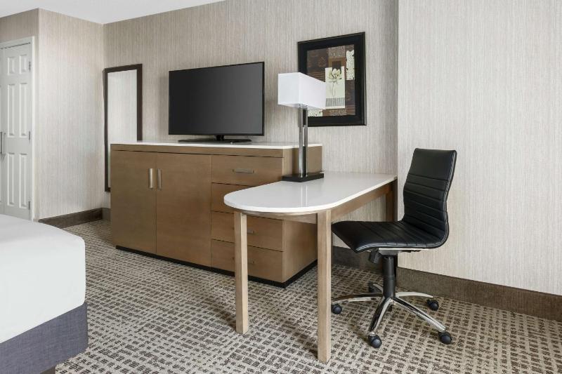 DoubleTree By Hilton Colorado Springs - image 6