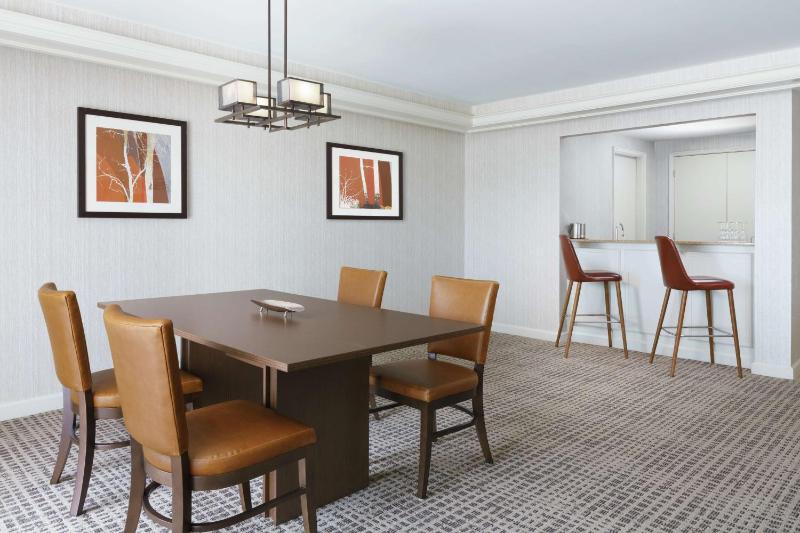DoubleTree By Hilton Colorado Springs - image 4