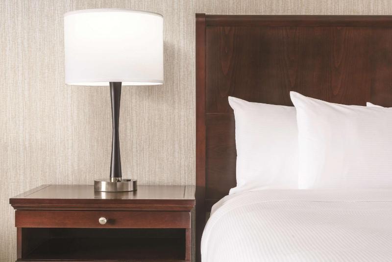 DoubleTree By Hilton Colorado Springs - image 13