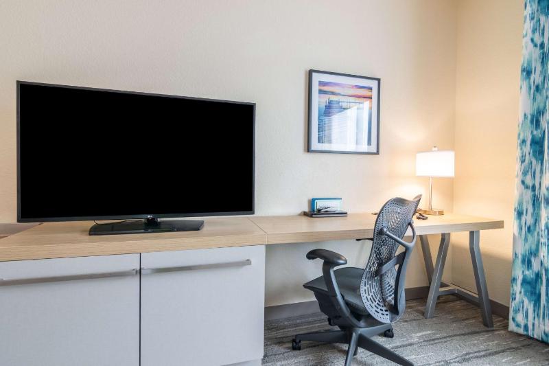 King Room image 4