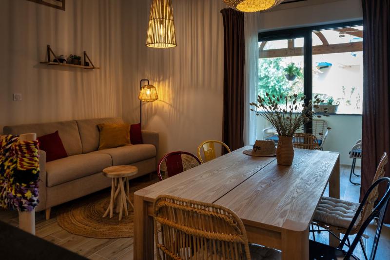 Magic Surf House - image 6