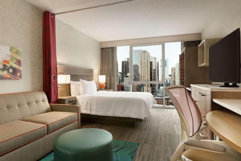 Home2 Suites By Hilton Chicago River North - image 12