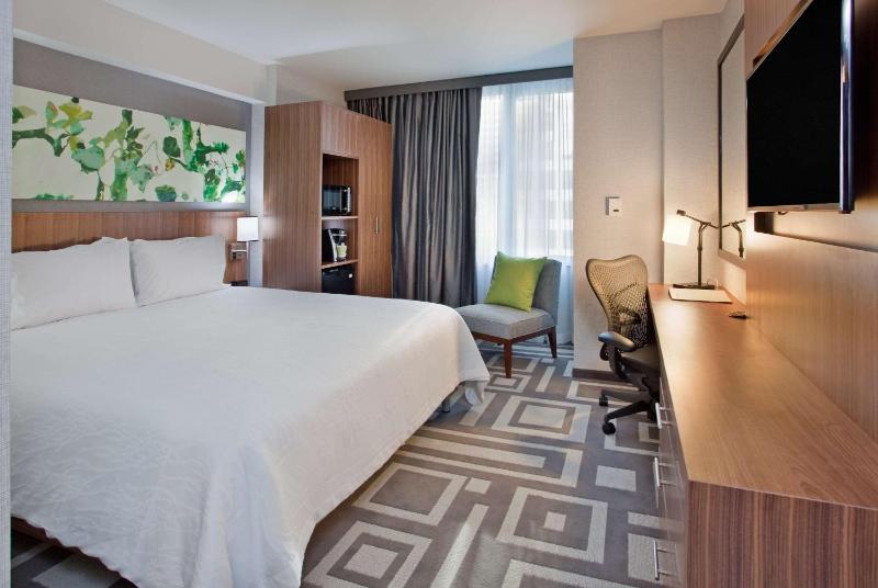 Hilton Garden Inn New York/Central Park South-Midtown West - image 13