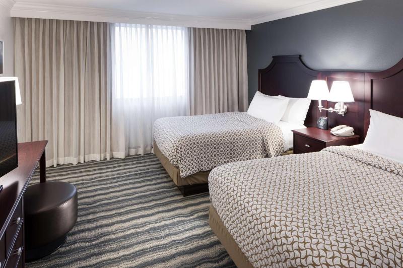 Embassy Suites By Hilton Tampa - Brandon - image 14