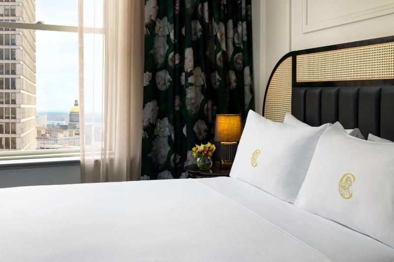 King Room image 4