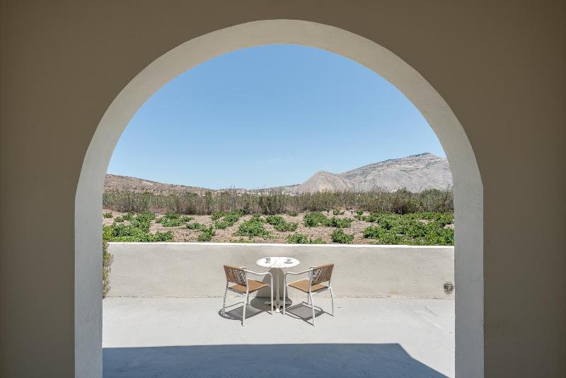 Studio with Garden View image 3