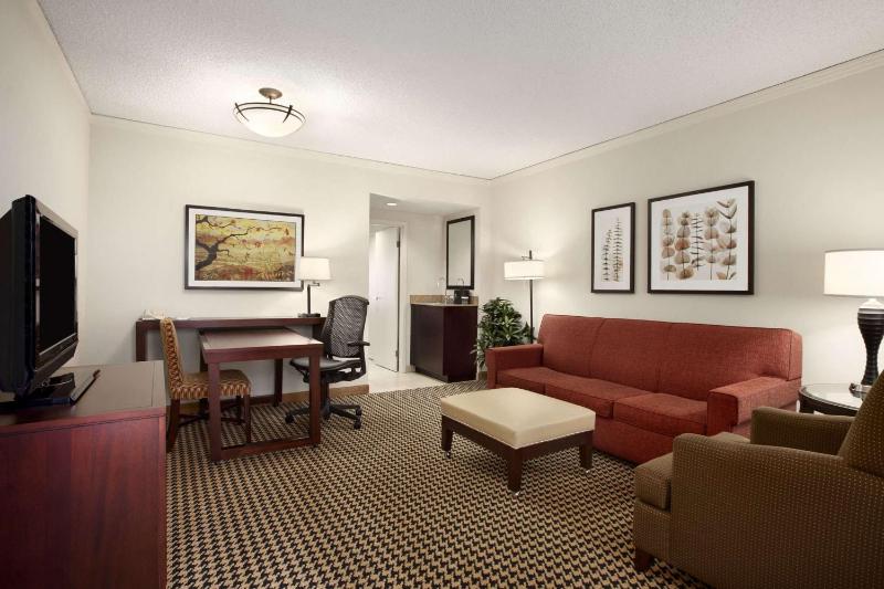Two-Room King Suite - Non-Smoking image 4