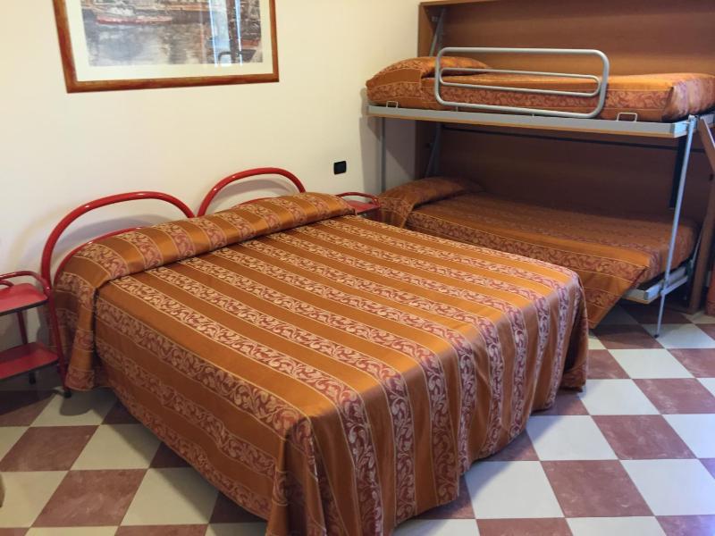 Quadruple Room image 3
