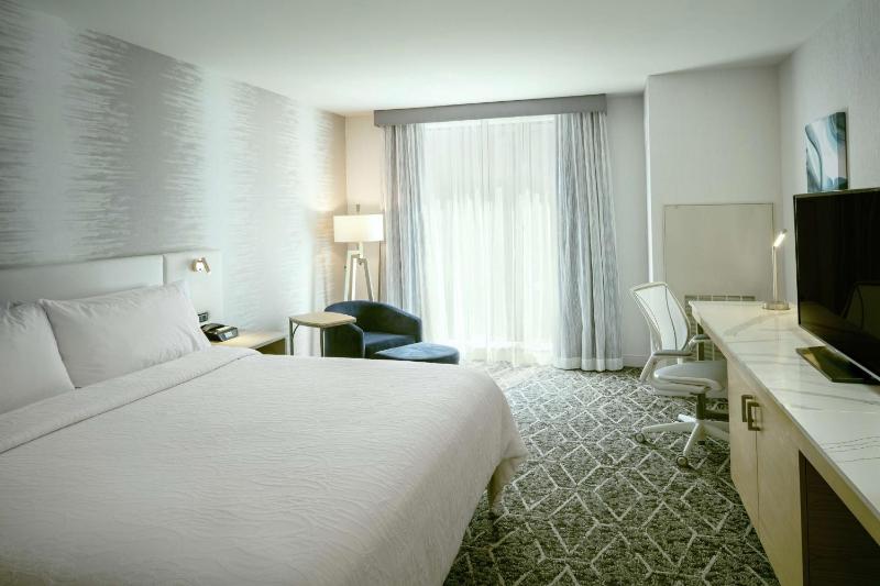 King Room image 4