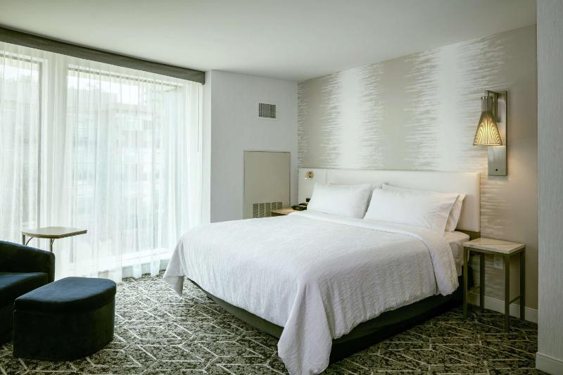 King Room image 1