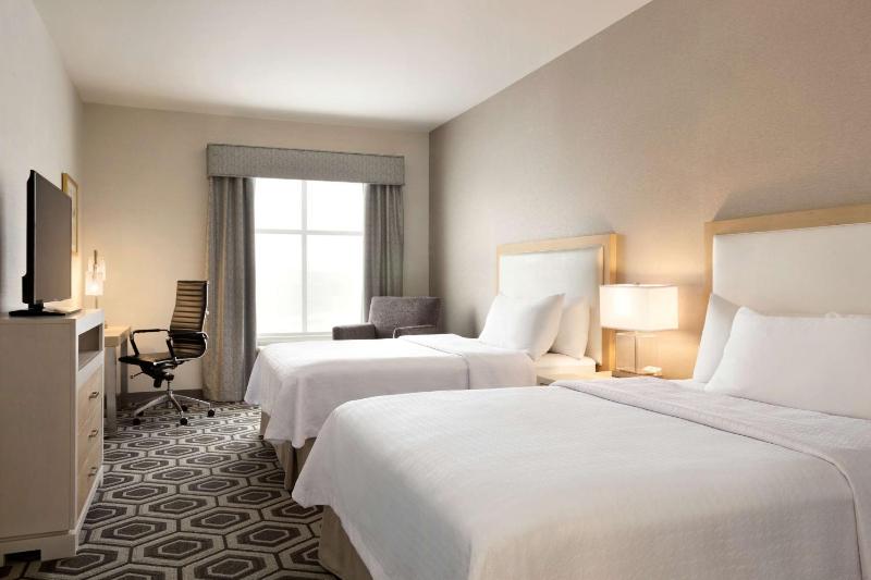 One-Bedroom Queen Suite with Two Queen Beds - Non-Smoking image 4
