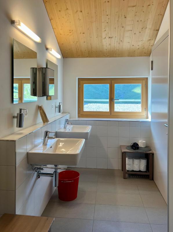 Quadruple Room with Shared Bathroom image 1