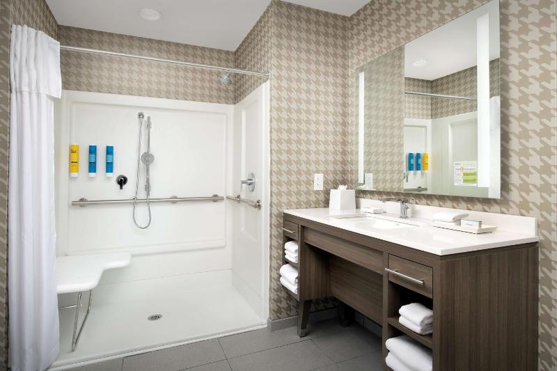 King Studio Suite - Hearing Access/Non-Smoking image 2