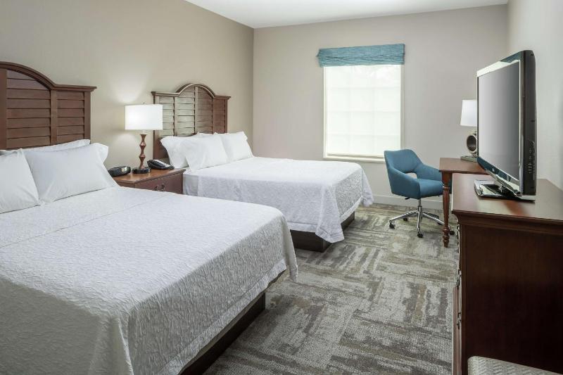 Room with Two Queen Beds - Non-Smoking image 1