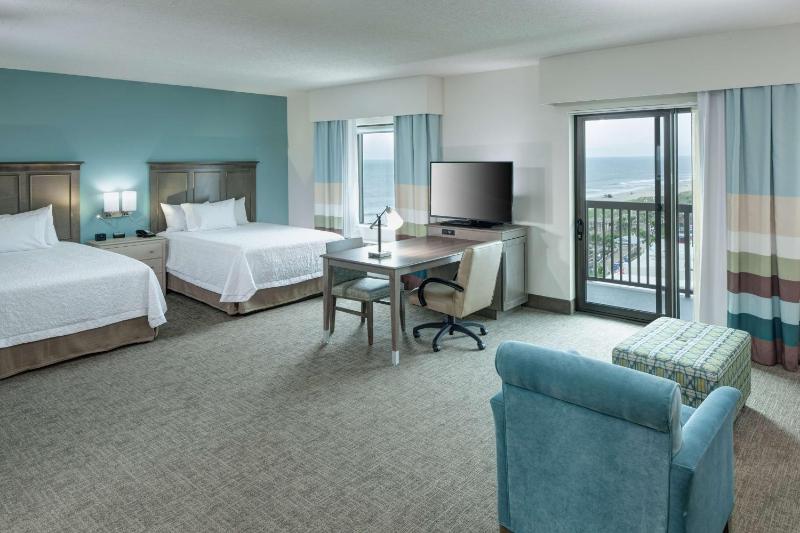 Hampton Inn & Suites Carolina Beach Oceanfront - image 33