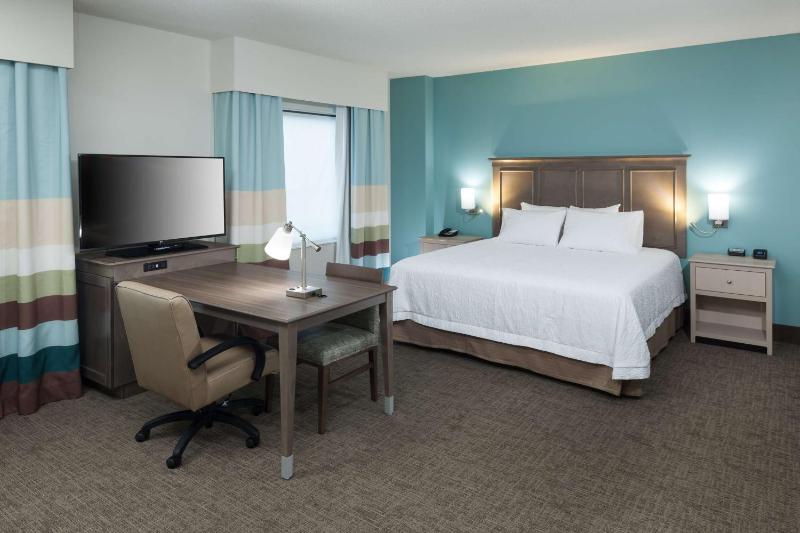 Hampton Inn & Suites Carolina Beach Oceanfront - image 7