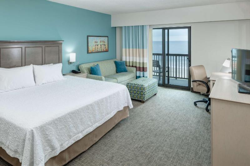 Hampton Inn & Suites Carolina Beach Oceanfront - image 43