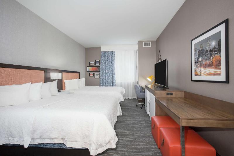 Hampton Inn & Suites Denver-Downtown - image 15