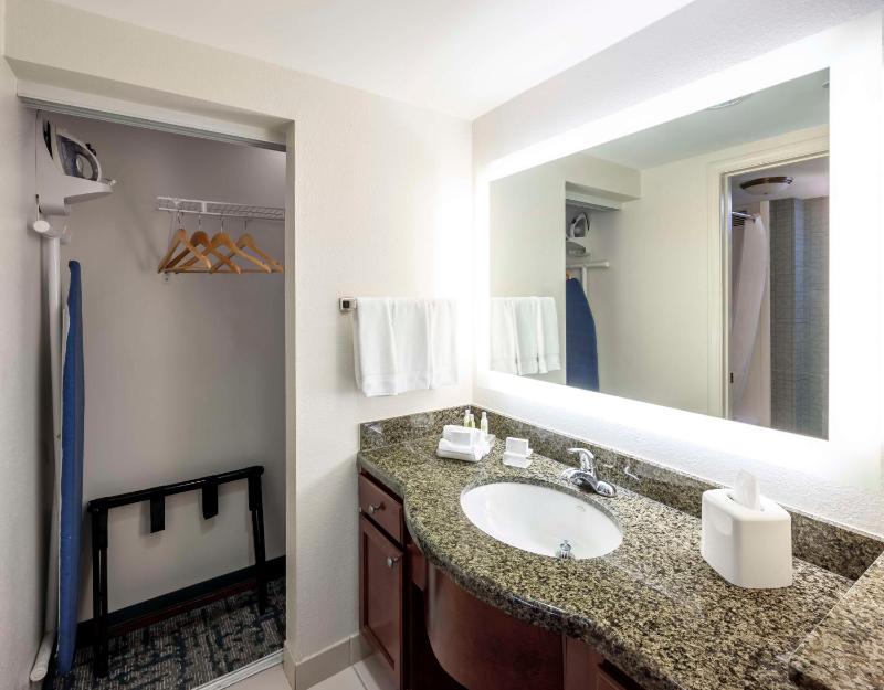 Homewood Suites By Hilton Jacksonville-South-St. Johns Ctr. - image 26