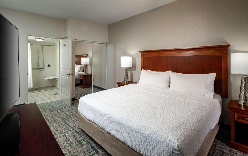 Homewood Suites By Hilton Jacksonville-South-St. Johns Ctr. - image 24
