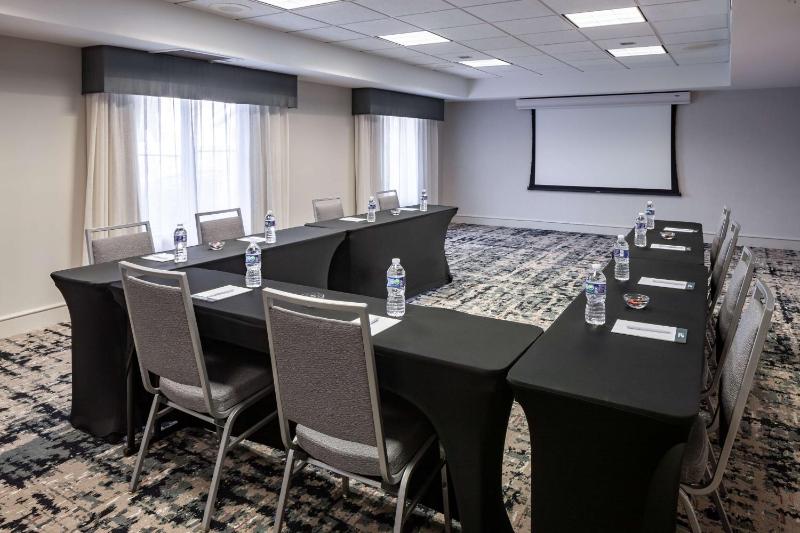 Homewood Suites By Hilton Jacksonville-South-St. Johns Ctr. - image 28