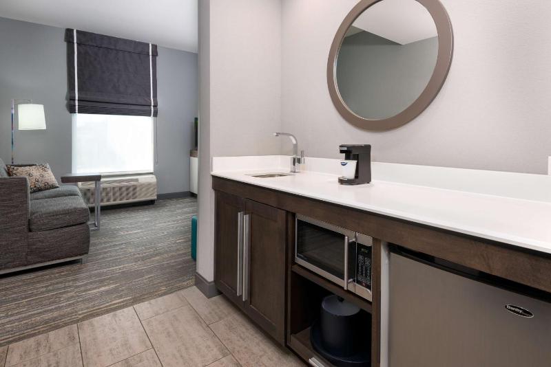 King Studio Suite - Non Smoking image 4