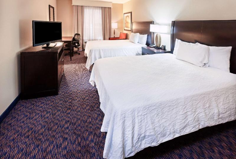 Queen Room with Two Queen Beds image 1