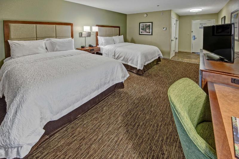 Room with Two Queen Beds - Non-Smoking image 1