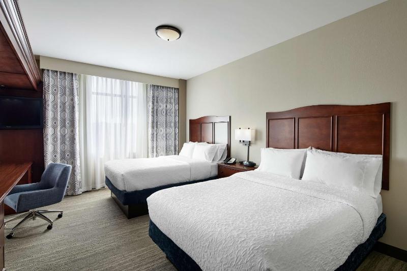 Queen Studio Suite with Two Queen Beds - Non-Smoking image 4