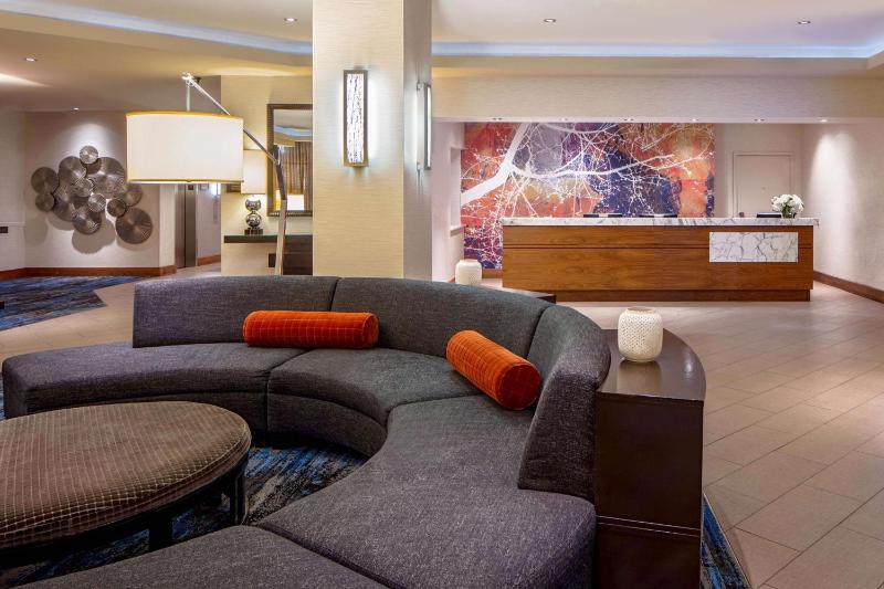 DoubleTree Suites By Hilton Minneapolis - image 30